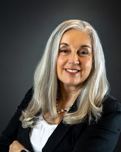 Lynette E. McGuinness